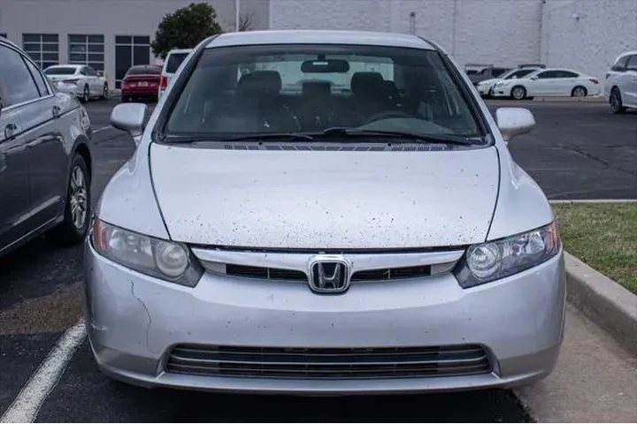 $5000 : Honda Civic 2008 LX 4dr Seda image 2