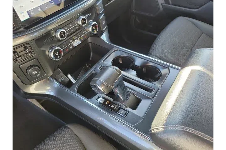 $33000 : Ford F-150 2021 4x2 XLT 4dr image 8