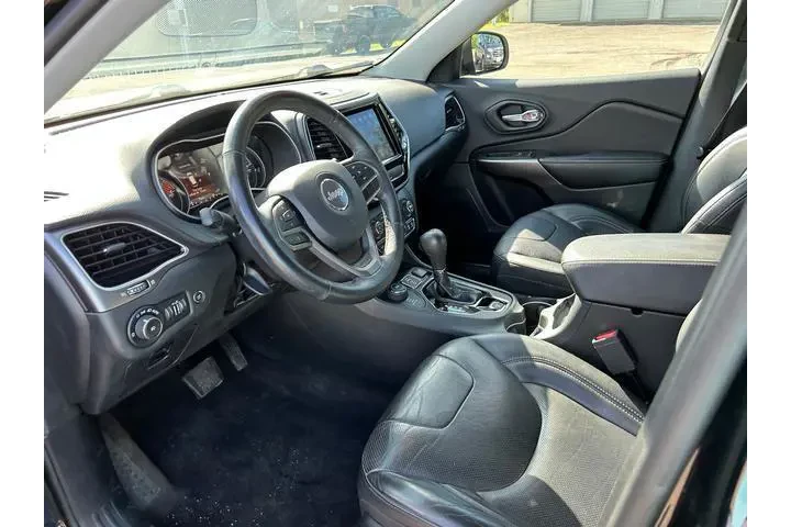 $18000 : Jeep Cherokee 2019 4x4 Limit image 2