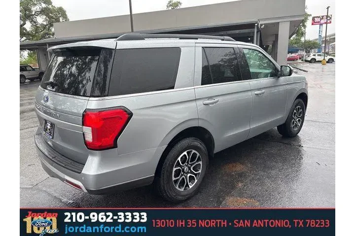 $39134 : Ford Expedition 2024 4x2 XLT image 6