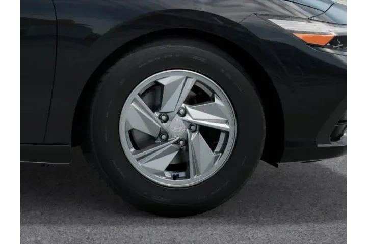 $21094 : Hyundai ELANTRA 2025 SE 4dr image 8