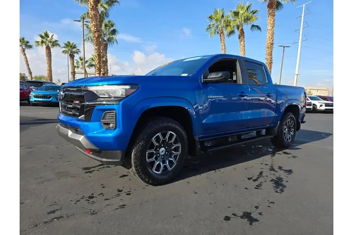 $39457 : Chevrolet Colorado 2024 4x4 image 2