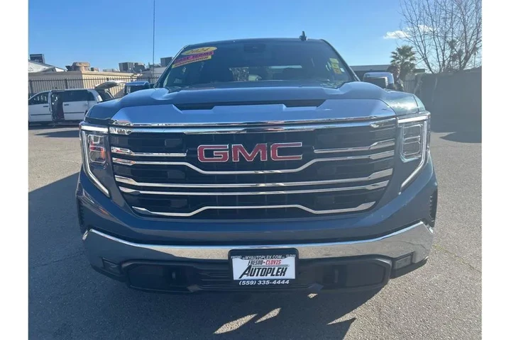 $50224 : 2024 GMC Sierra 1500 SLT image 8