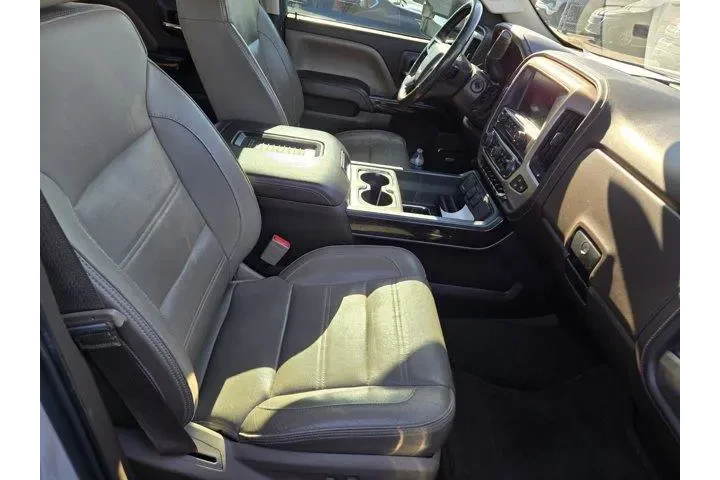 $39991 : GMC Sierra 2500HD 2016 4x4 D image 4