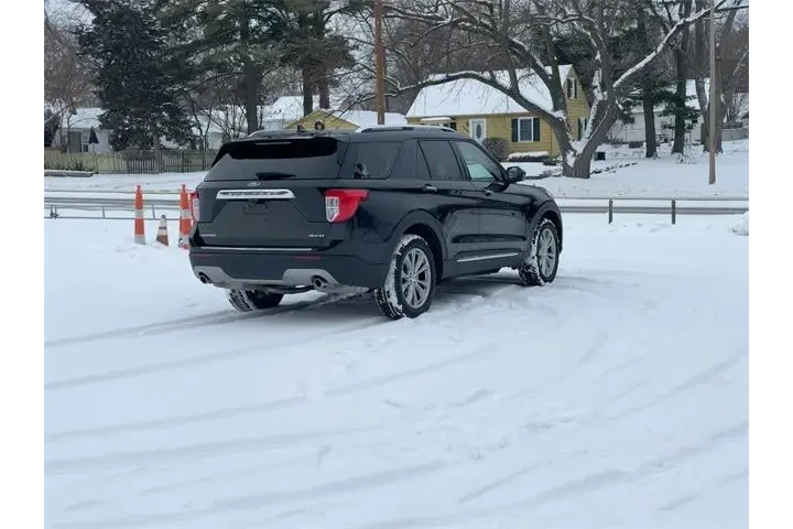 $36000 : Ford Explorer 2023 AWD Limit image 5
