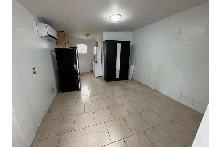 $1200 : Efficiency image 1