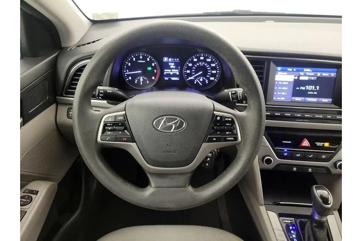 $12599 : Hyundai ELANTRA 2018 SEL 4dr image 10