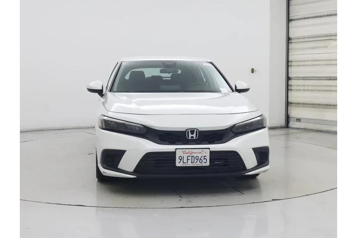 $22998 : Honda Civic 2024 LX 4dr Hatc image 5