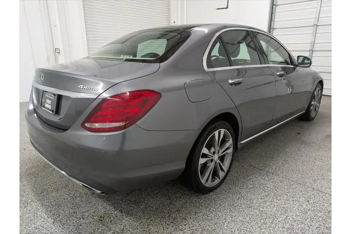 $15997 : Mercedes-Benz C-Class 2017 A image 4