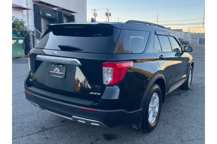 $20895 : 2021 Explorer XLT 4WD image 6