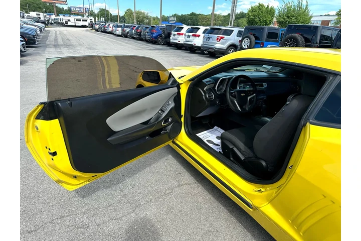 $12750 : 2015 Camaro 2dr Cpe LS w/2LS image 10