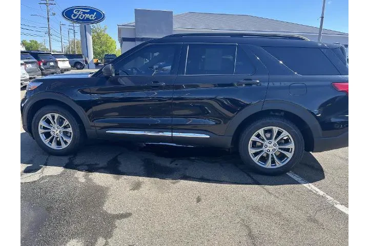 $32687 : Ford Explorer 2022 AWD XLT 4 image 8