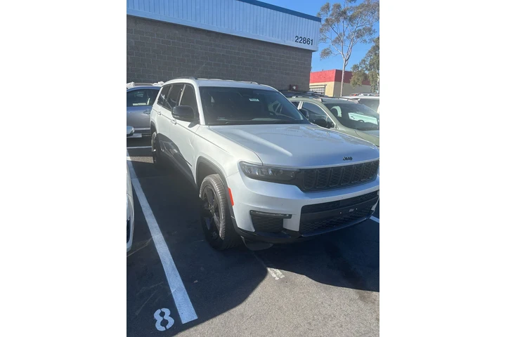 $33995 : Jeep Grand Cherokee L 2024 4 image 1