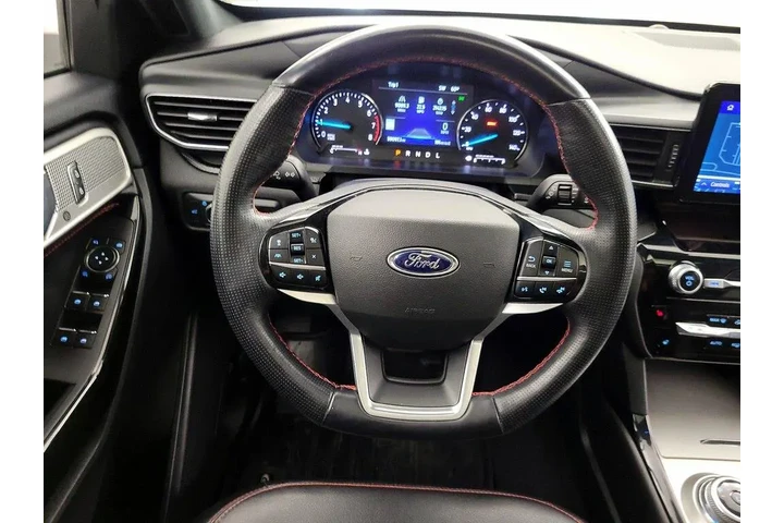 $27998 : Ford Explorer 2022 ST-Line 4 image 10