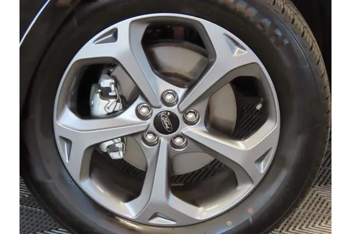 $22195 : Ford Escape 2024 ST-Line 4dr image 2