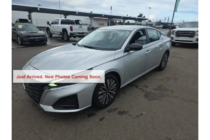 $20900 : Nissan Altima 2025 2.5 SV 4d image 3