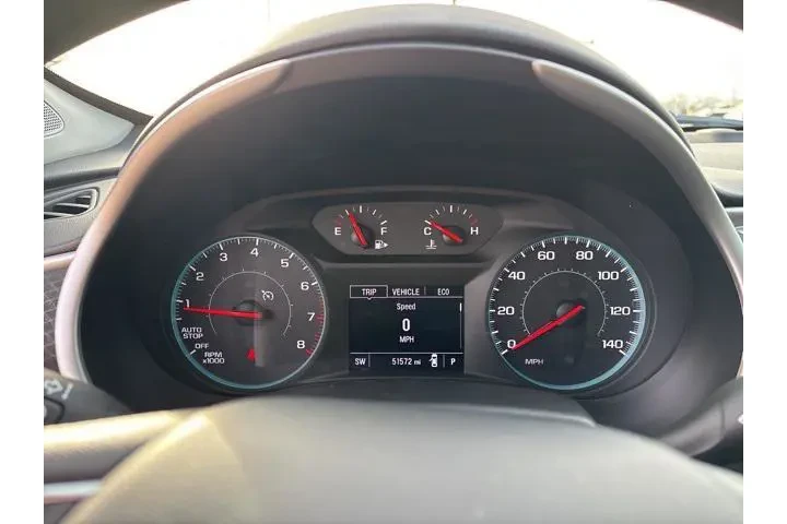 $18498 : Chevrolet Malibu 2023 LT 4dr image 3