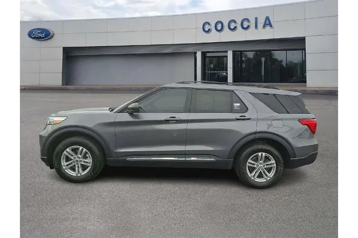 $29990 : Ford Explorer 2022 AWD XLT 4 image 7