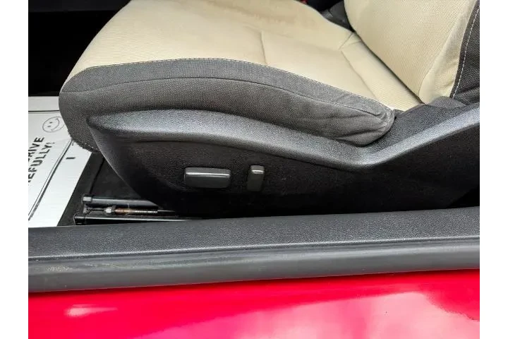 $10987 : Chevrolet Camaro 2015 LT 2dr image 10