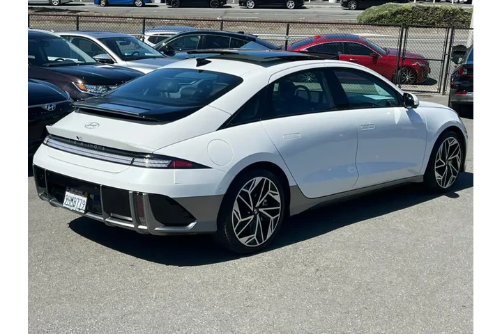 $28500 : 2023 IONIQ 6 Limited RWD image 5