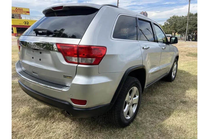 $7995 : 2012 Grand Cherokee Limited image 8