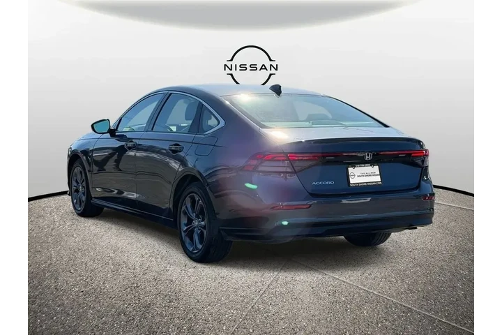 $24985 : Honda Accord 2024 EX 4dr Sed image 8