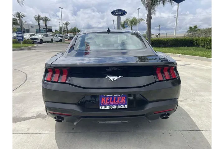 $29578 : Ford Mustang 2024 EcoBoost 2 image 7