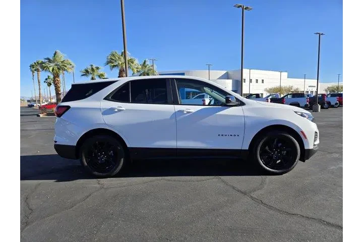 $21448 : Chevrolet Equinox 2024 LS 4d image 7