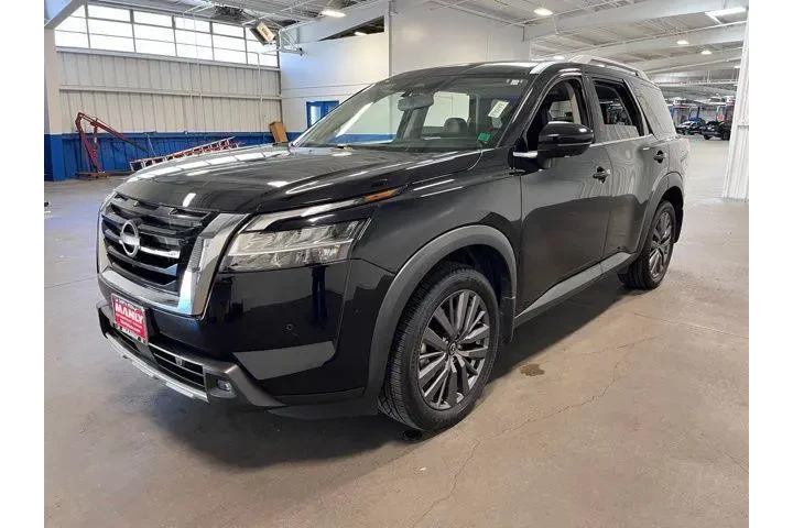 $27731 : Nissan Pathfinder 2022 SL 4d image 7