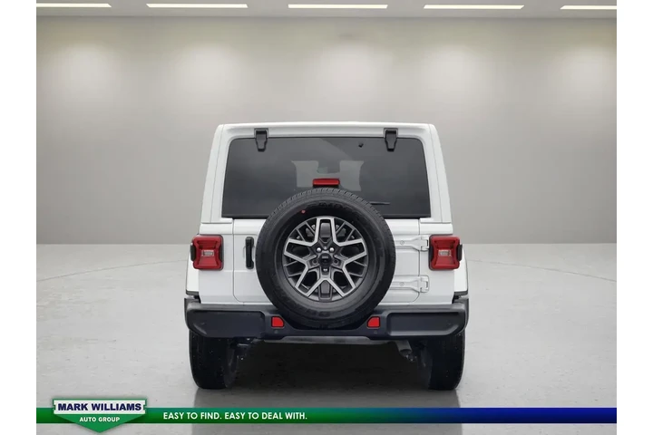 $39990 : Jeep Wrangler 2024 4x4 Sahar image 7