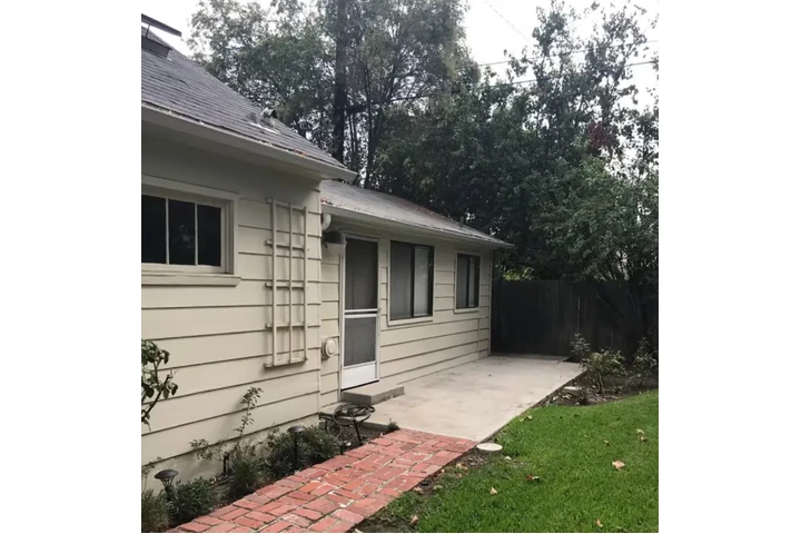 $1900 : 5332 Norwich Ave, Sherman Oaks image 2