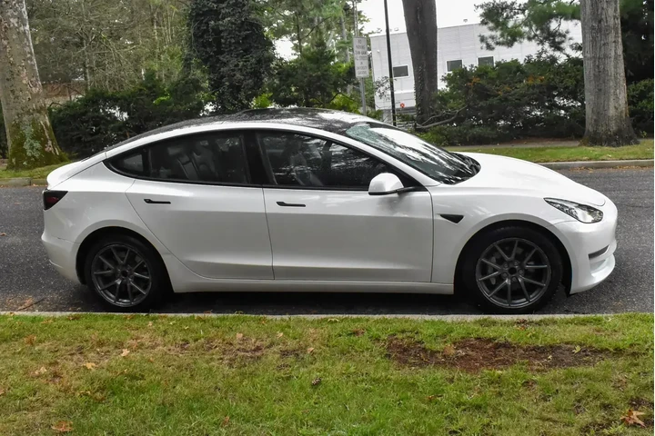 $20995 : Tesla Model 3 2023 4dr Sedan image 10