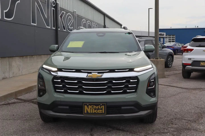 $26587 : 2025 Equinox FWD 4dr LT w/1LT image 2