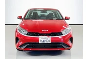 $14943 : Kia Forte 2023 LX 4dr Sedan thumbnail
