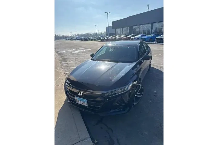 $25995 : Honda Accord 2022 Sport 4dr image 1