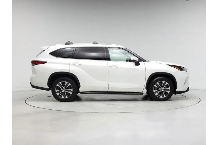 $24998 : Toyota Highlander 2021 XLE 4 image 7