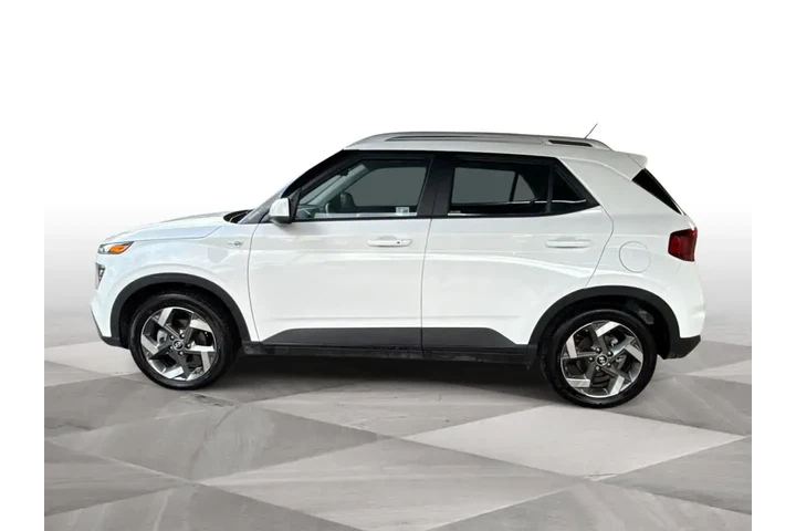 $17184 : Hyundai VENUE 2025 SEL 4dr C image 5