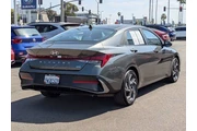 $27029 : Hyundai ELANTRA Hybrid 2025 thumbnail
