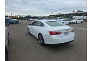$14900 : Chevrolet Malibu 2023 LT 4dr thumbnail