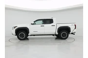 $39998 : Toyota Tacoma 2025 4x4 SR5 4 thumbnail