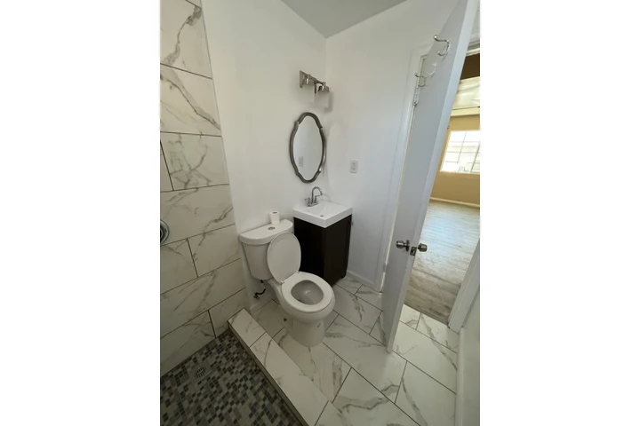 $1750 : RENTO DEPTO. E.HUNTINGTON PARK image 9