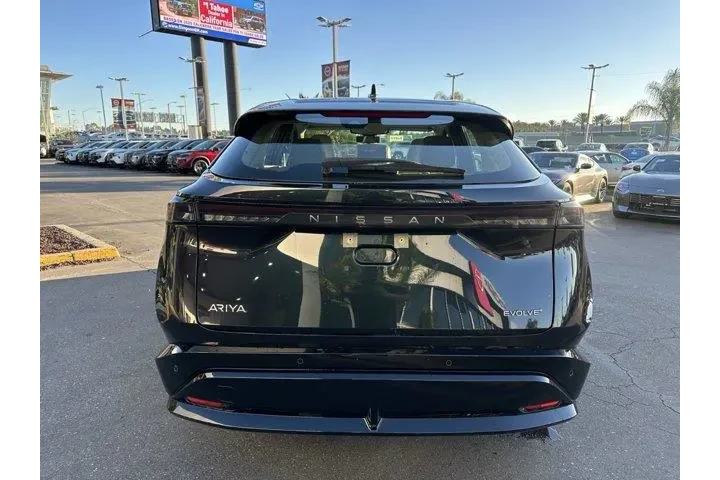 $22991 : Nissan Ariya 2024 Evolve+ 4d image 6