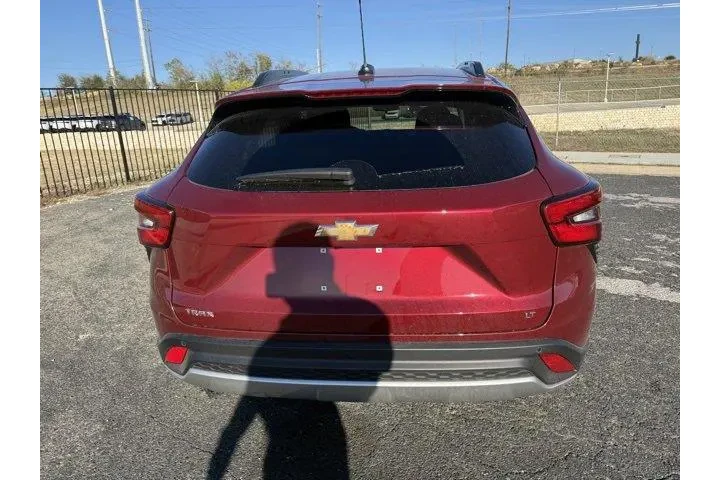 $22978 : Chevrolet Trax 2025 LT 4dr C image 4