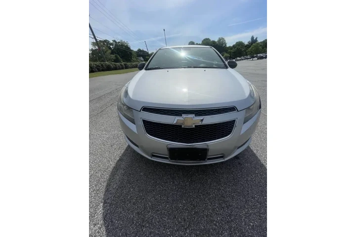 $12000 : 2013 Cruze LS Auto image 4