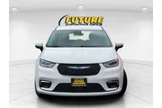 $22988 : Chrysler Pacifica 2023 Touri thumbnail