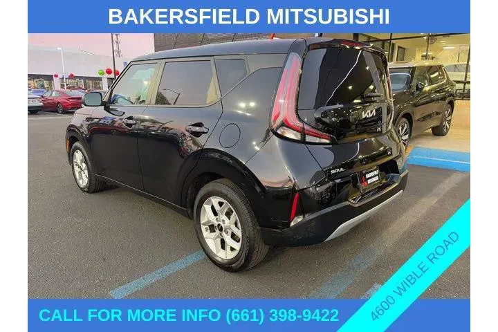 $17499 : Kia Soul 2024 S 4dr Crossove image 3