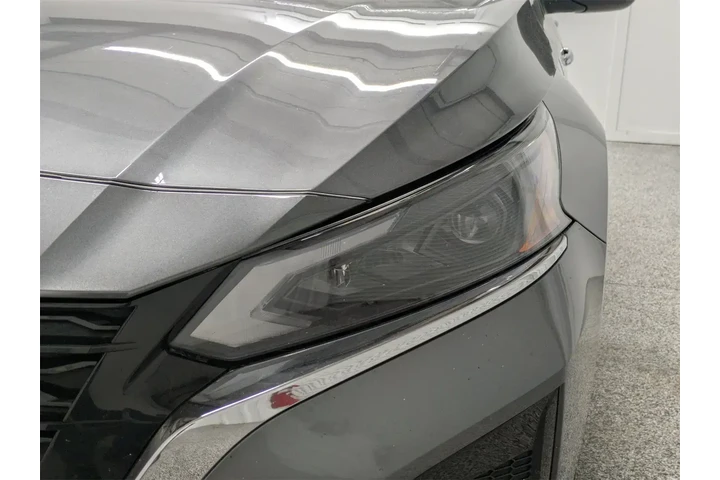 $21897 : Nissan Altima 2024 2.5 SV 4d image 9