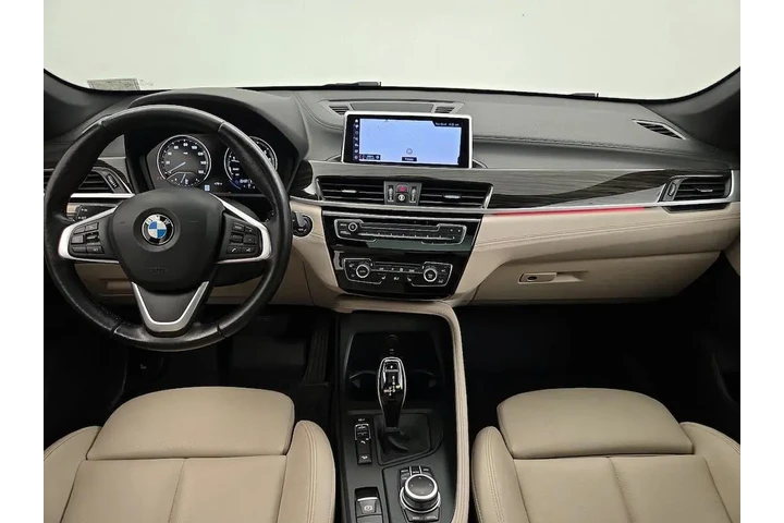 $21998 : BMW X1 2020 AWD xDrive28i 4d image 9