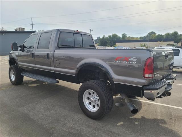 $17999 : 2006 F-350 Lariat Truck image 5