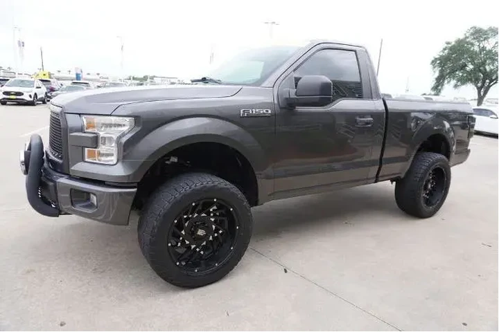 $17725 : Ford F-150 2017 4x2 XL 2dr R image 3
